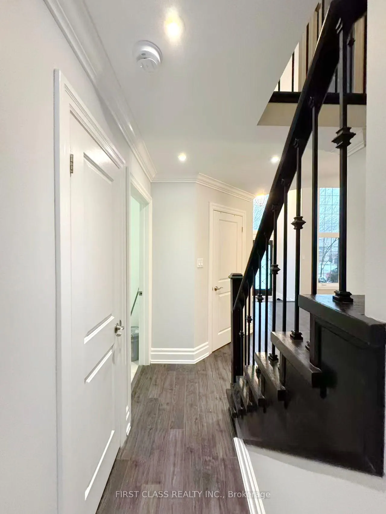 Photo 15 of 56 Moorland Crescent, Hamilton, Meadowlands — HOMEH