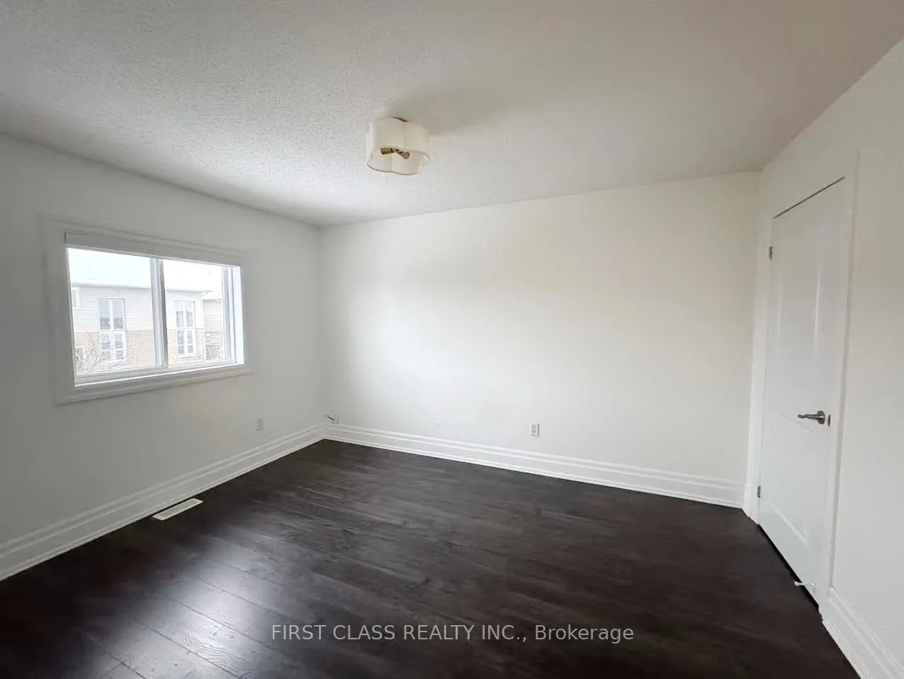 Photo 20 of 56 Moorland Crescent, Hamilton, Meadowlands — HOMEH