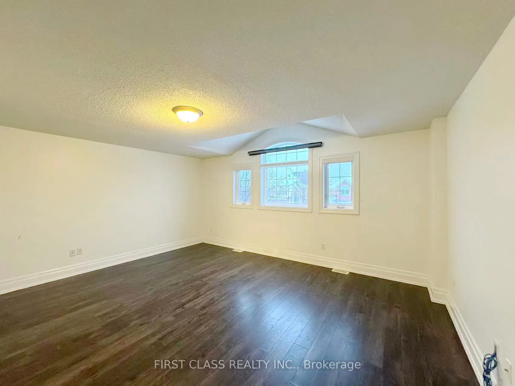 Photo 30 of 56 Moorland Crescent, Hamilton, Meadowlands — HOMEH
