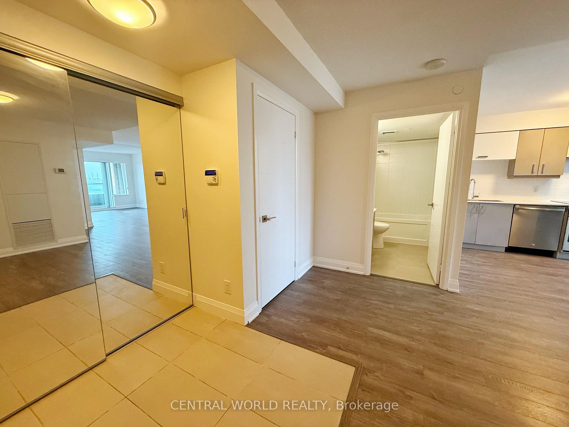 Photo 3 of Unit 1507, 18 Uptown Drive, Markham, Unionville — HOMEH