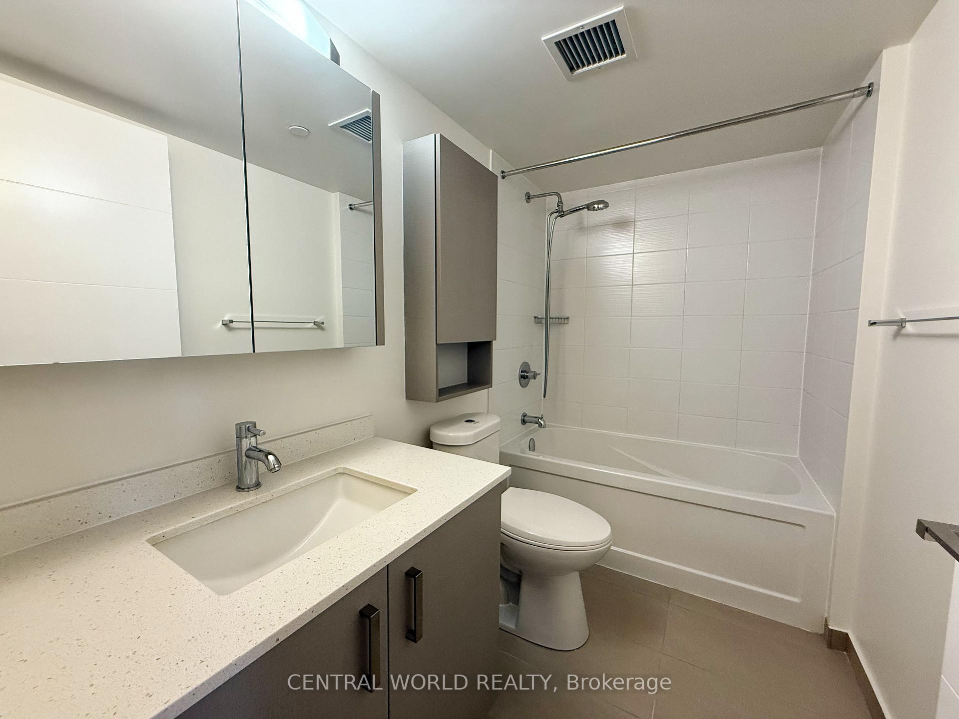 Photo 7 of Unit 1507, 18 Uptown Drive, Markham, Unionville — HOMEH