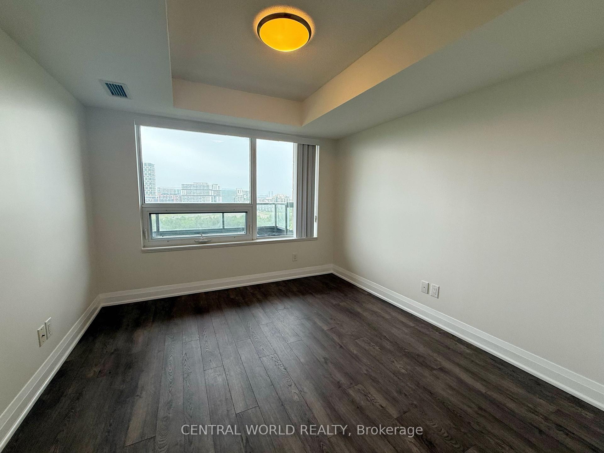 Photo 5 of Unit 1507, 18 Uptown Drive, Markham, Unionville — HOMEH