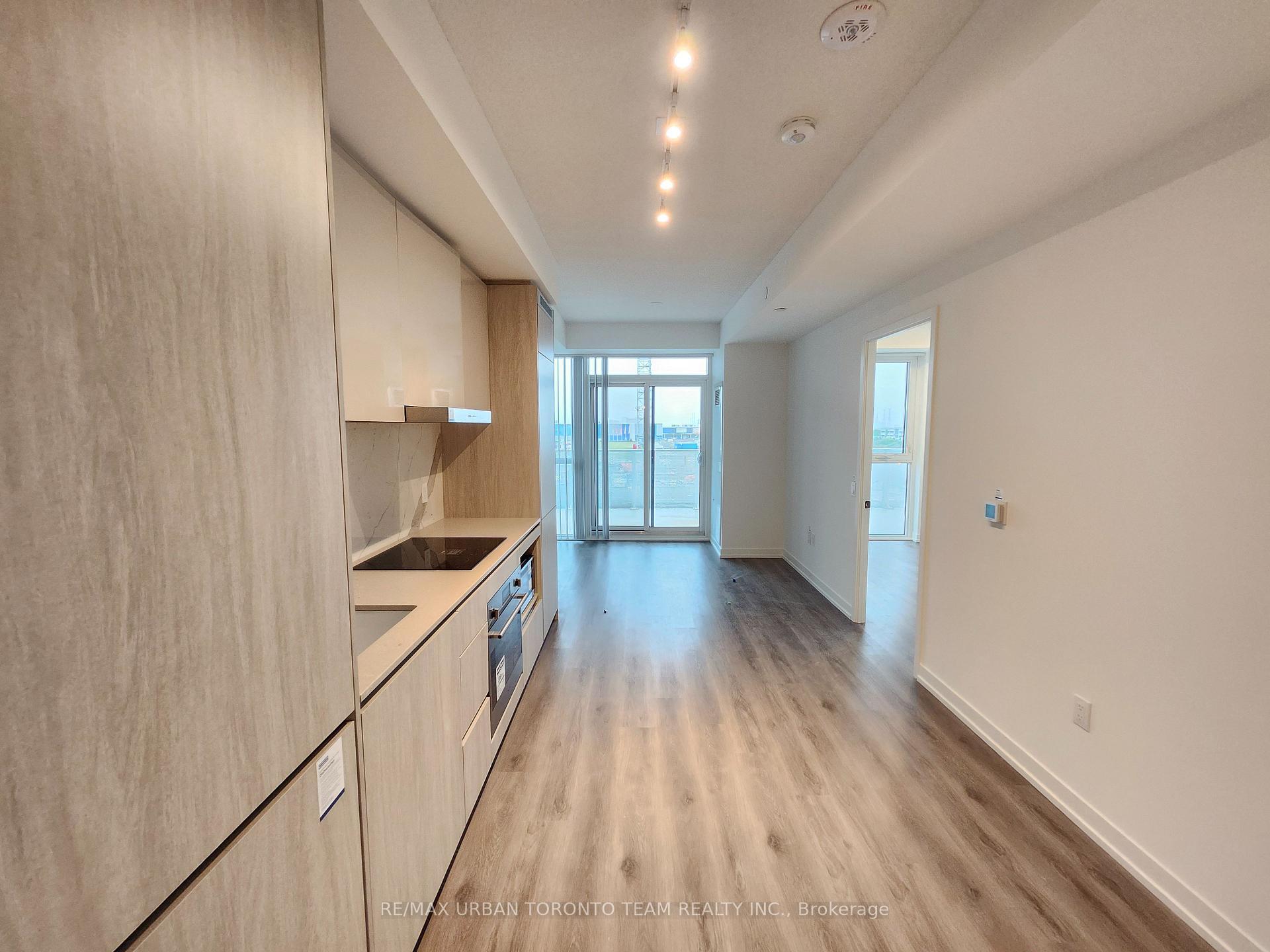 Photo 3 of Unit 319, 28 Interchange Way, Vaughan, Vaughan Corporate Centre — HOMEH