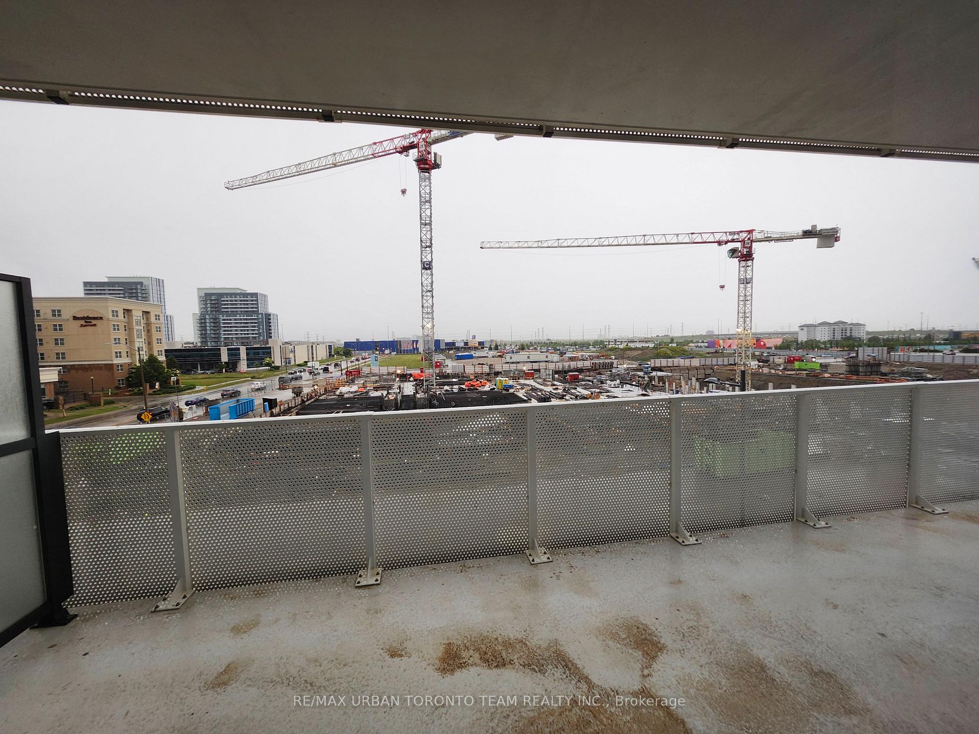 Photo 8 of Unit 319, 28 Interchange Way, Vaughan, Vaughan Corporate Centre — HOMEH