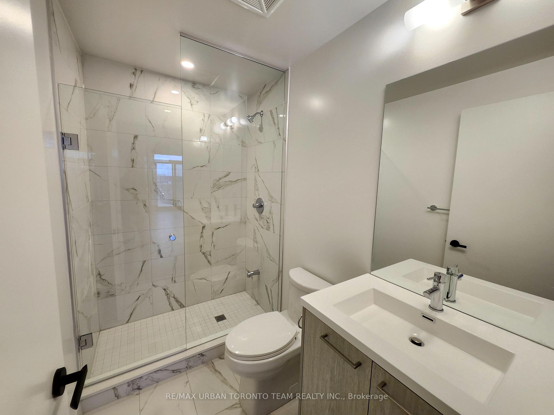 Photo 7 of Unit 319, 28 Interchange Way, Vaughan, Vaughan Corporate Centre — HOMEH