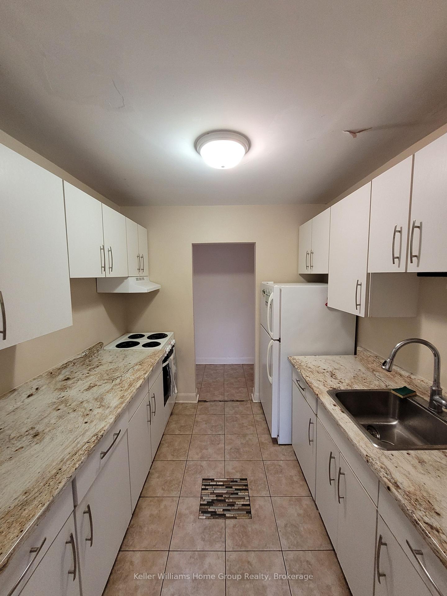 Photo 5 of Unit 4, 6 Forest Hill Drive, Guelph, Dovercliffe Park/Old University — HOMEH
