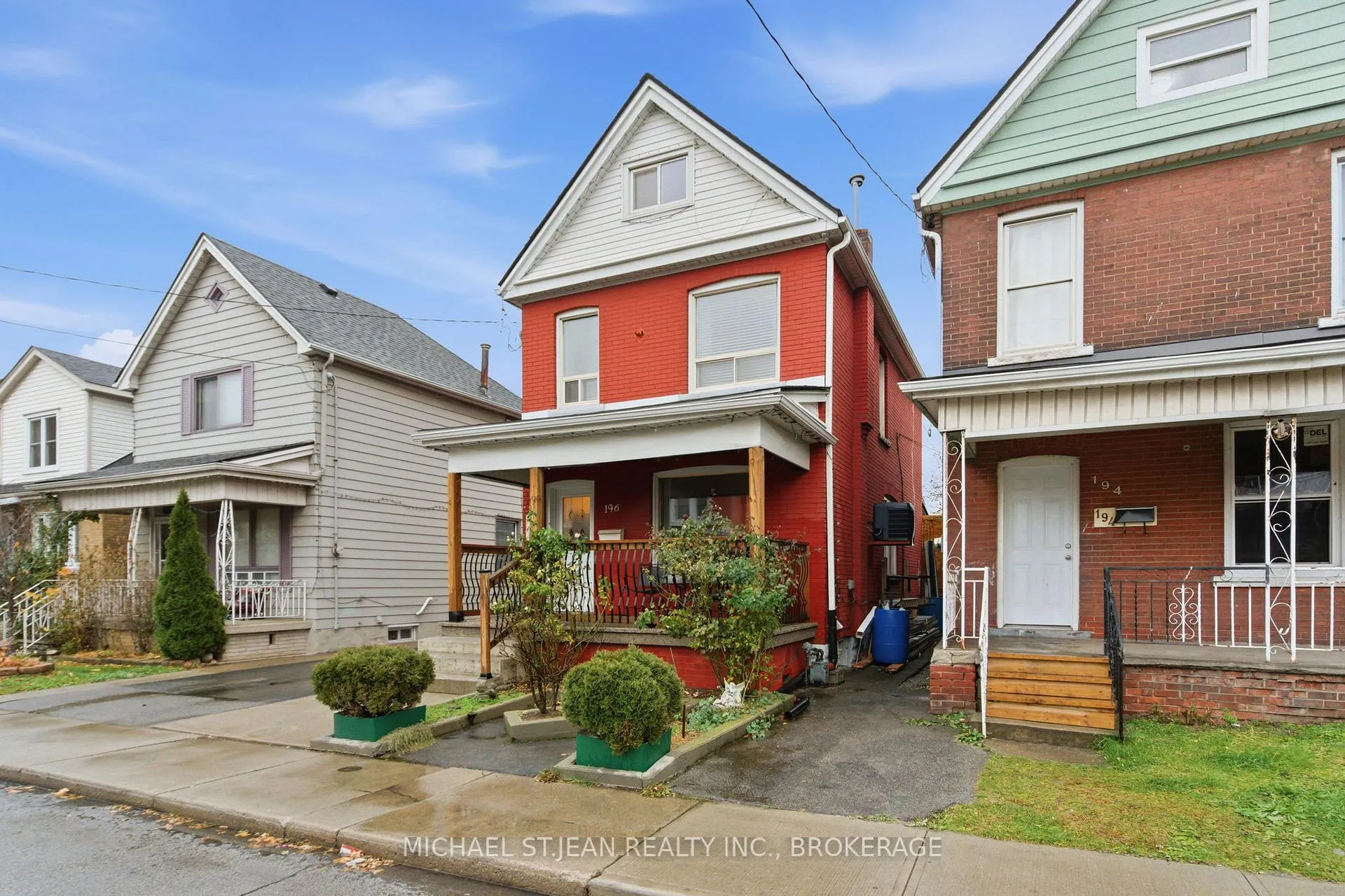 Photo 4 of 196 Avondale Street, Hamilton, Crown Point — HOMEH