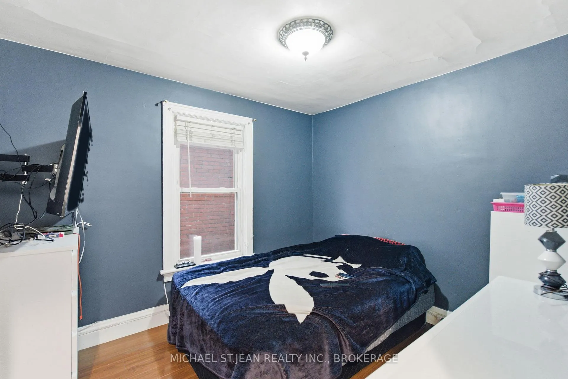 Photo 23 of 196 Avondale Street, Hamilton, Crown Point — HOMEH
