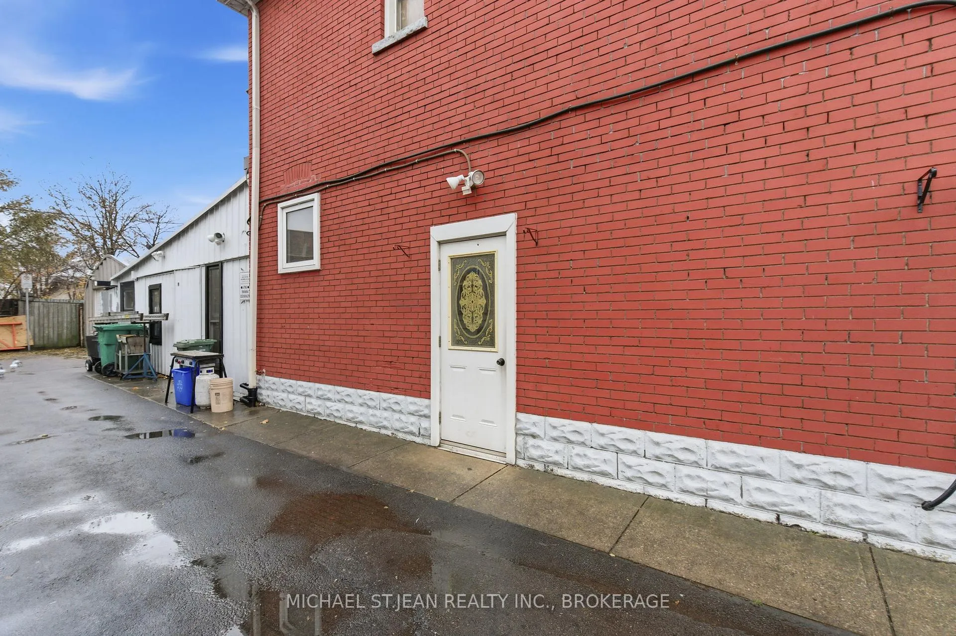 Photo 33 of 196 Avondale Street, Hamilton, Crown Point — HOMEH