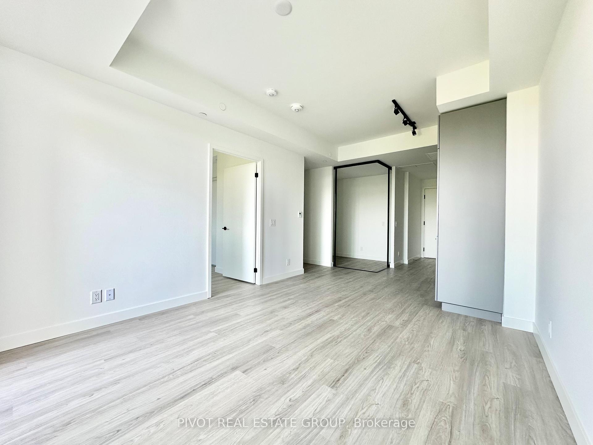Photo 11 of Unit 407, 1050 Eastern Avenue, Toronto, The Beaches — HOMEH