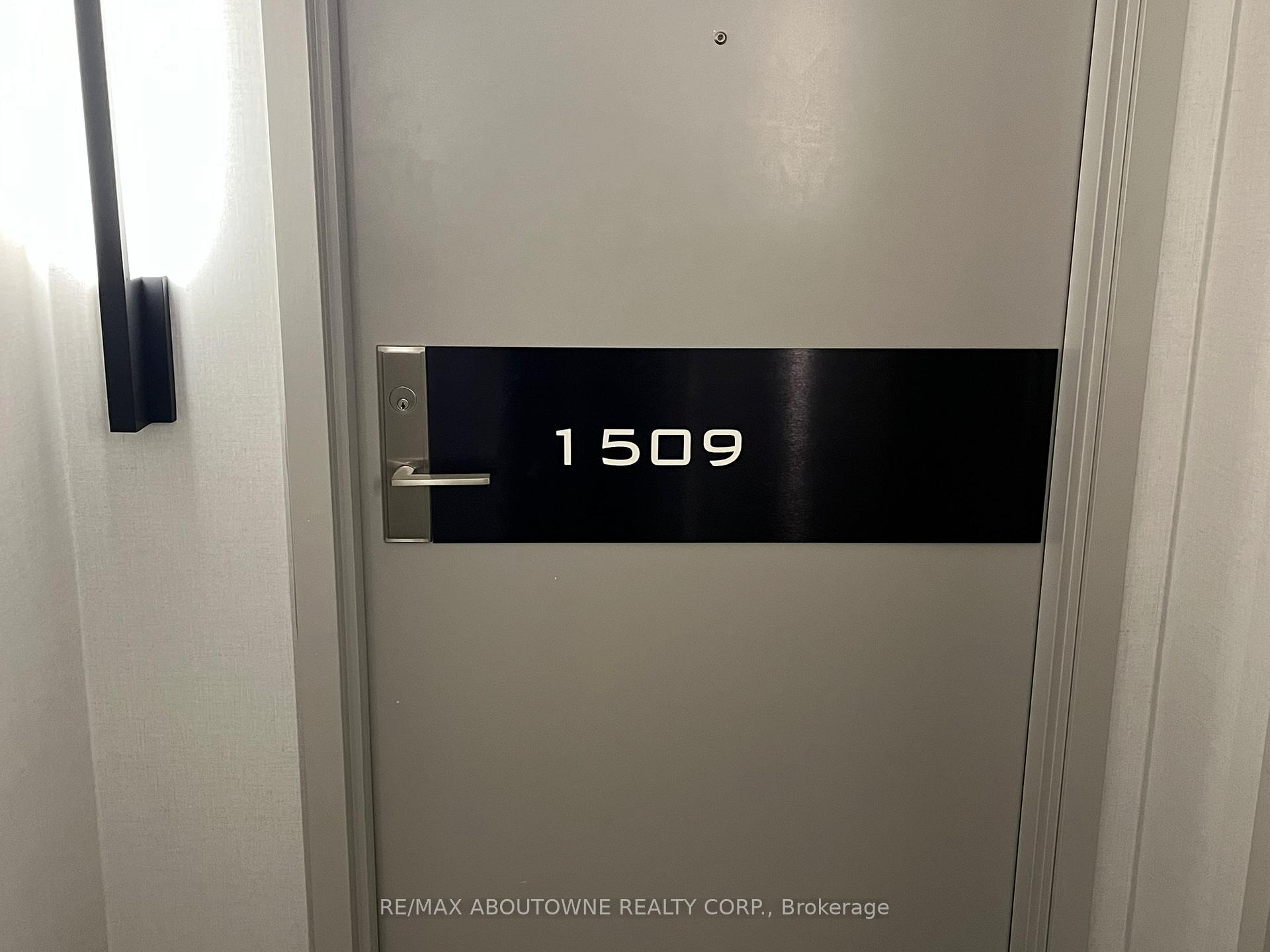 Photo 7 of Unit 1509, 33 Helendale Avenue, Toronto, Yonge-Eglinton — HOMEH