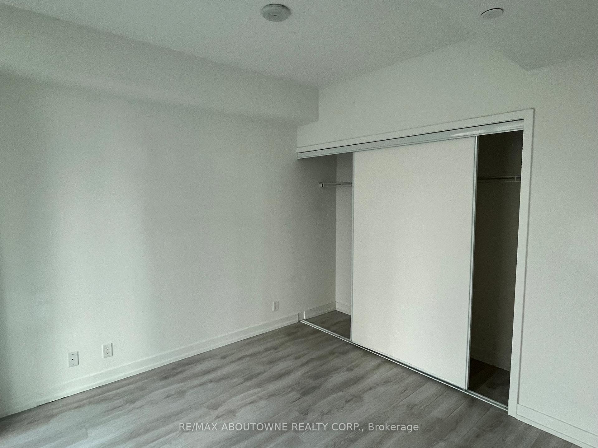 Photo 13 of Unit 1509, 33 Helendale Avenue, Toronto, Yonge-Eglinton — HOMEH