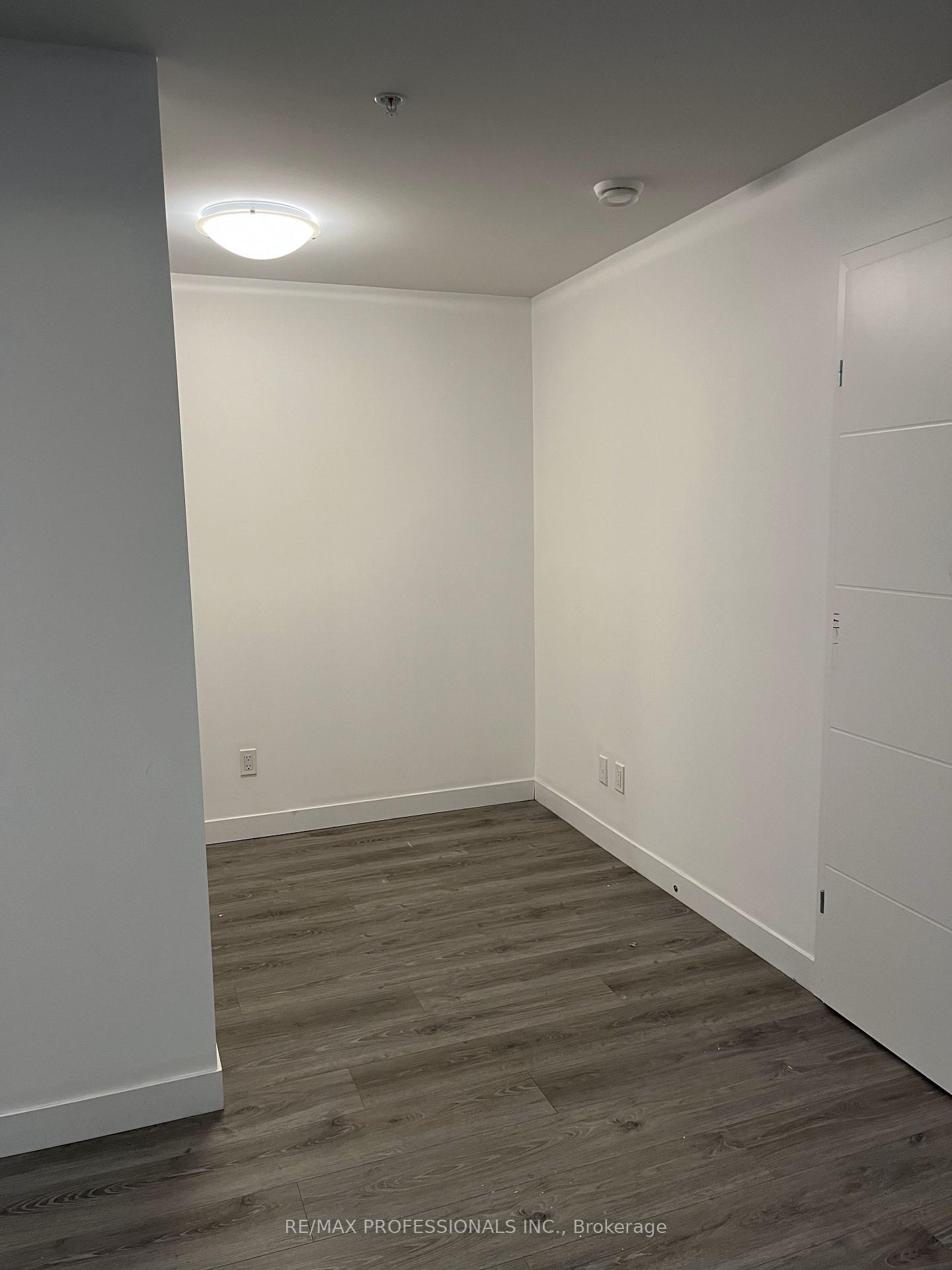 Photo 3 of Unit 2711, 60 Frederick Street, Kitchener — HOMEH