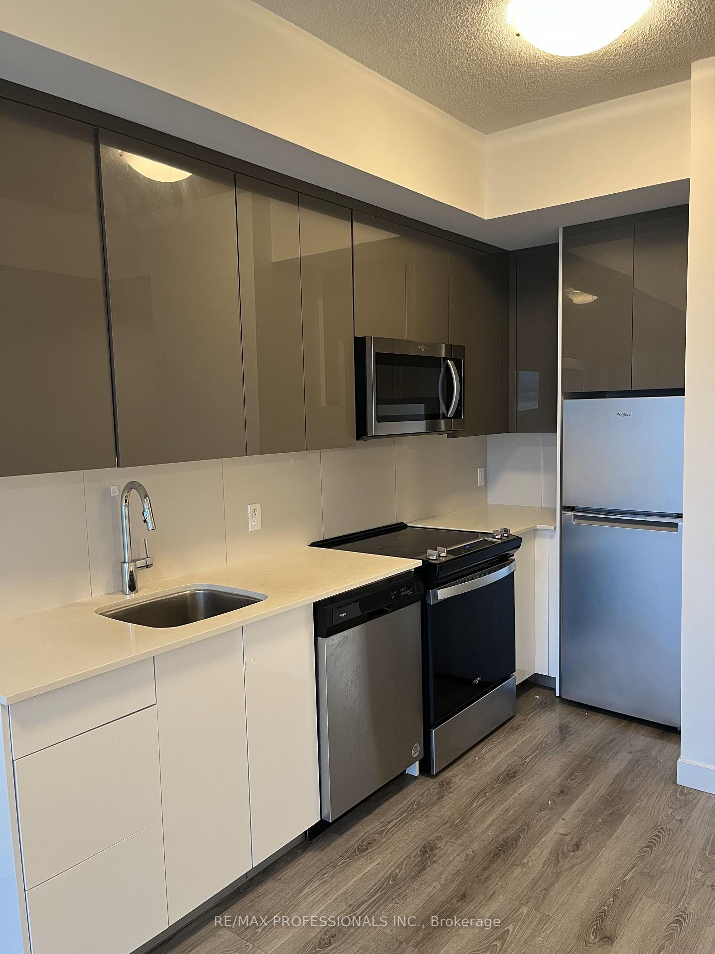 Photo 15 of Unit 2711, 60 Frederick Street, Kitchener — HOMEH