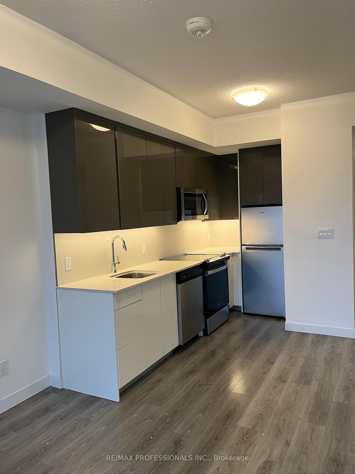 Photo 7 of Unit 2711, 60 Frederick Street, Kitchener — HOMEH