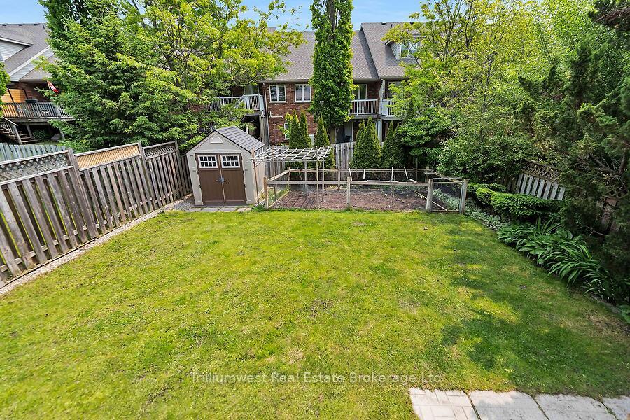 Photo 2 of 105 Southcreek Trail, Guelph, Kortright West — HOMEH