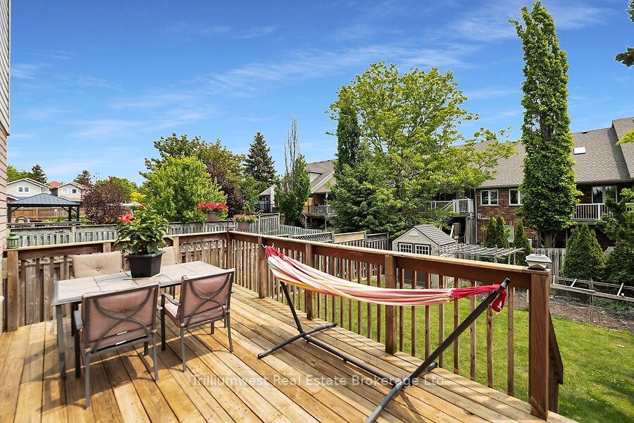 Photo 3 of 105 Southcreek Trail, Guelph, Kortright West — HOMEH