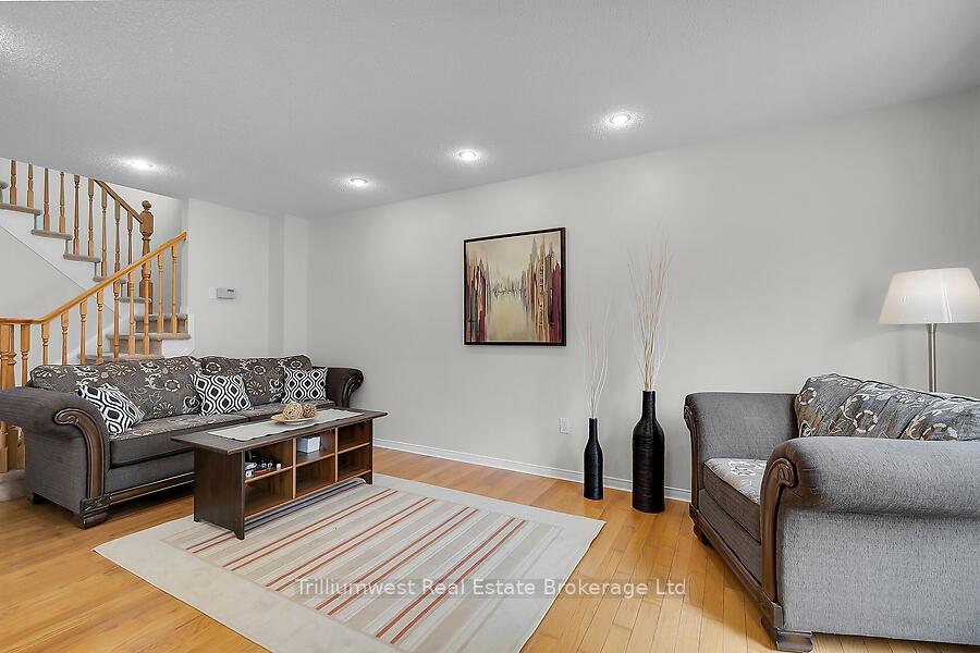 Photo 24 of 105 Southcreek Trail, Guelph, Kortright West — HOMEH