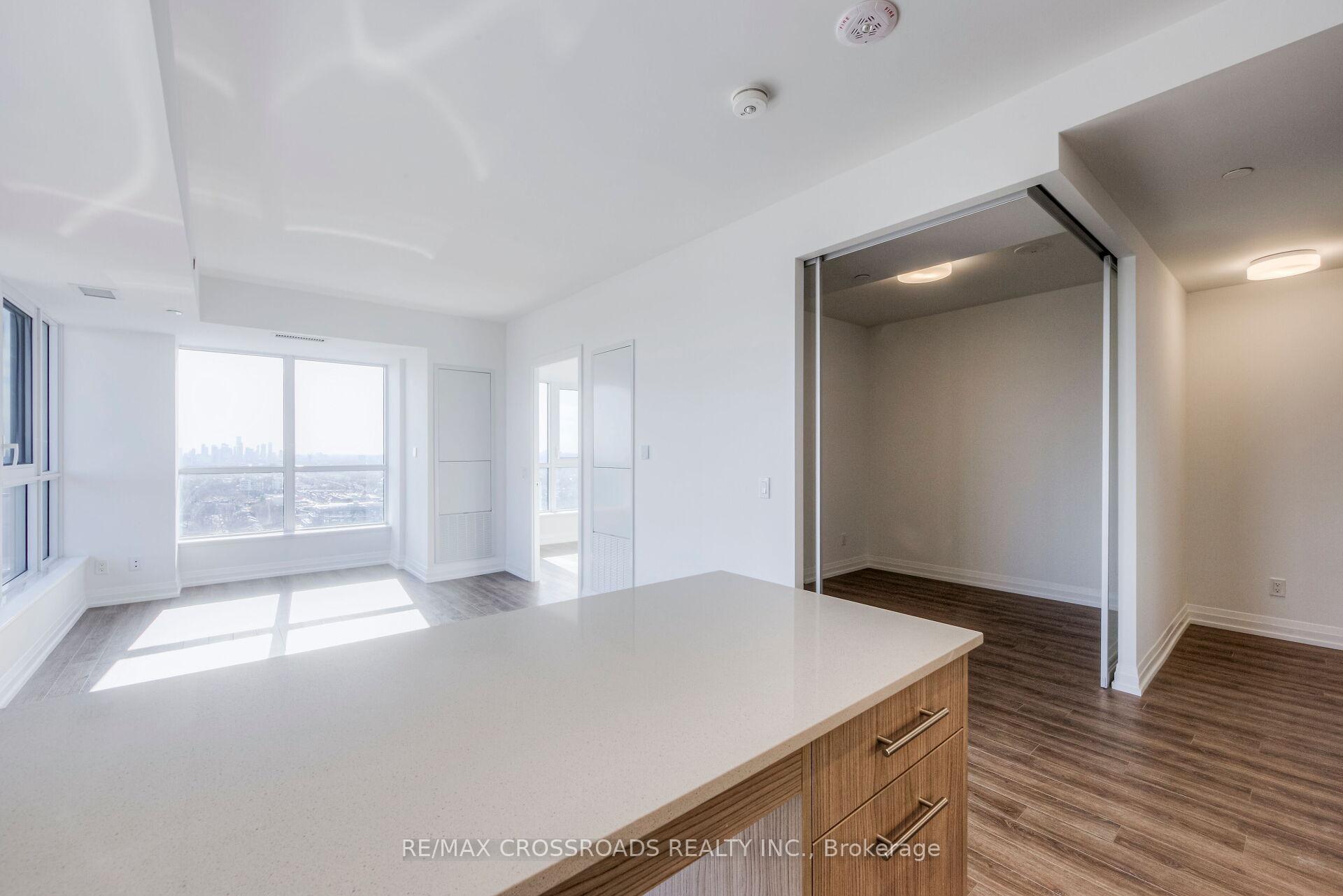 Photo 4 of Unit 2108, 286 Main Street, Toronto, East End-Danforth — HOMEH