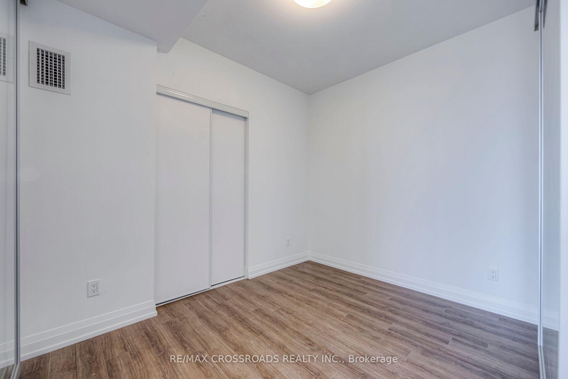 Photo 8 of Unit 2108, 286 Main Street, Toronto, East End-Danforth — HOMEH