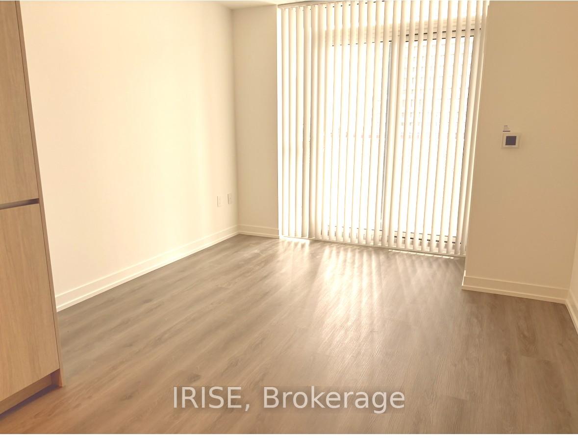 Photo 6 of Unit 302, 28 Interchange Way, Vaughan, Vaughan Corporate Centre — HOMEH