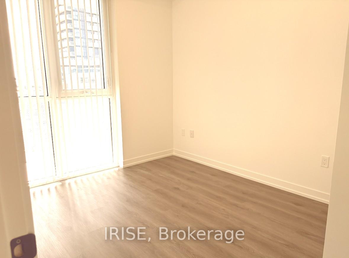 Photo 8 of Unit 302, 28 Interchange Way, Vaughan, Vaughan Corporate Centre — HOMEH
