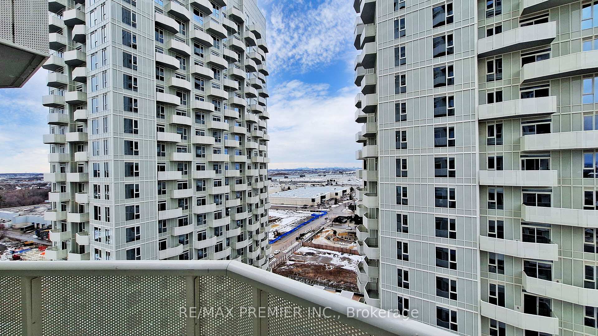 Photo 35 of Unit 1532, 498 Caldari Road, Vaughan, Concord — HOMEH