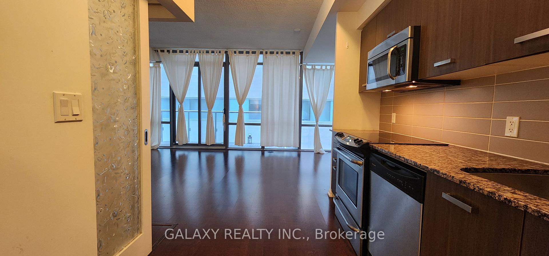 Front of Unit 501, 832 Bay Street