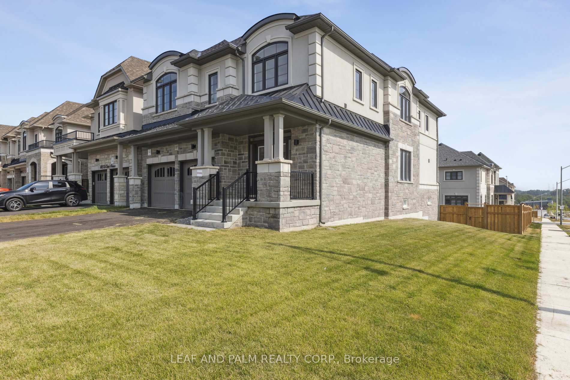 Photo 3 of 107 Ed Ewert Avenue, Clarington, Newcastle — HOMEH