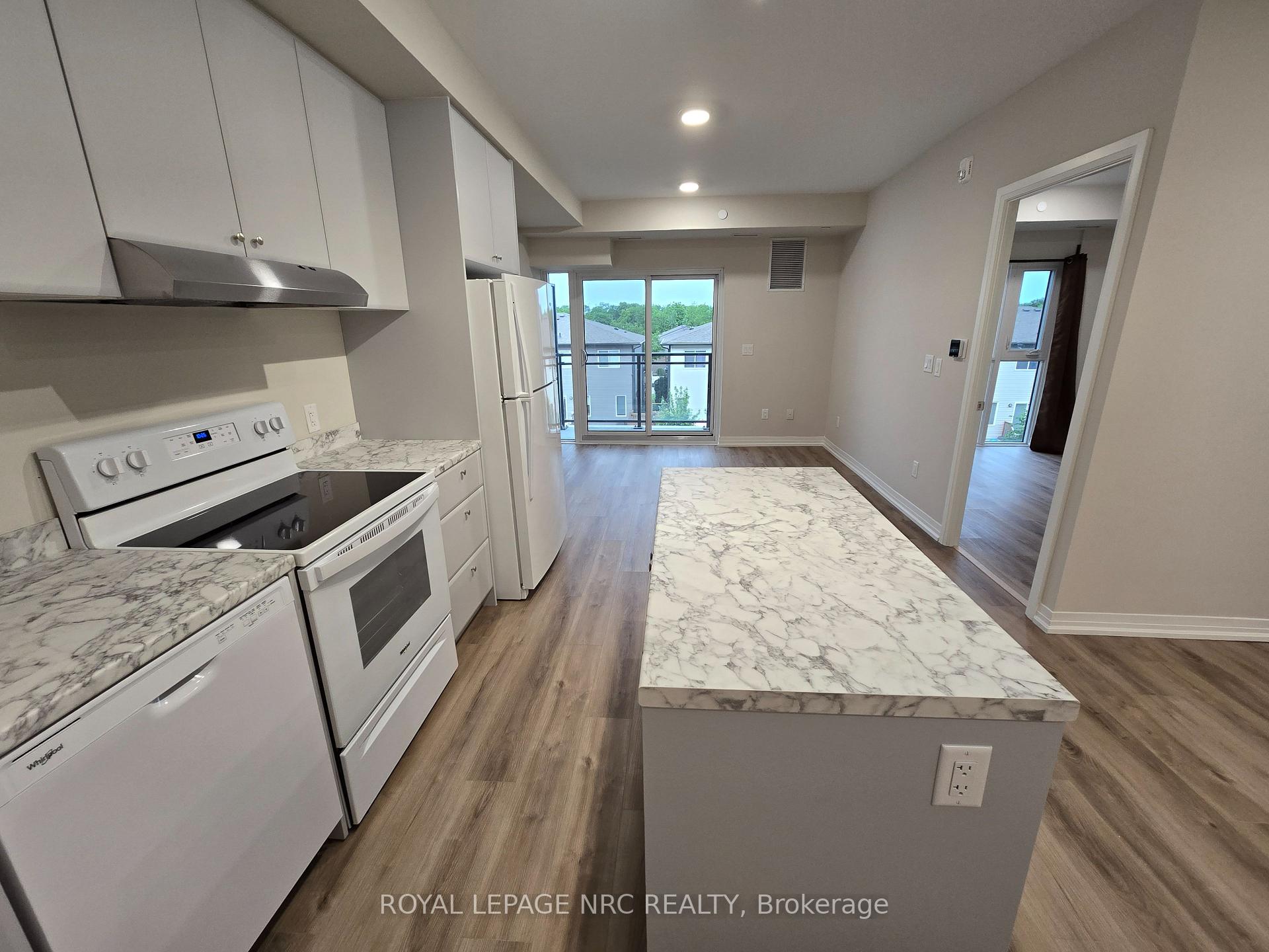 Photo 10 of Unit 319, 50 Herrick Avenue, St. Catharines, Oakdale — HOMEH
