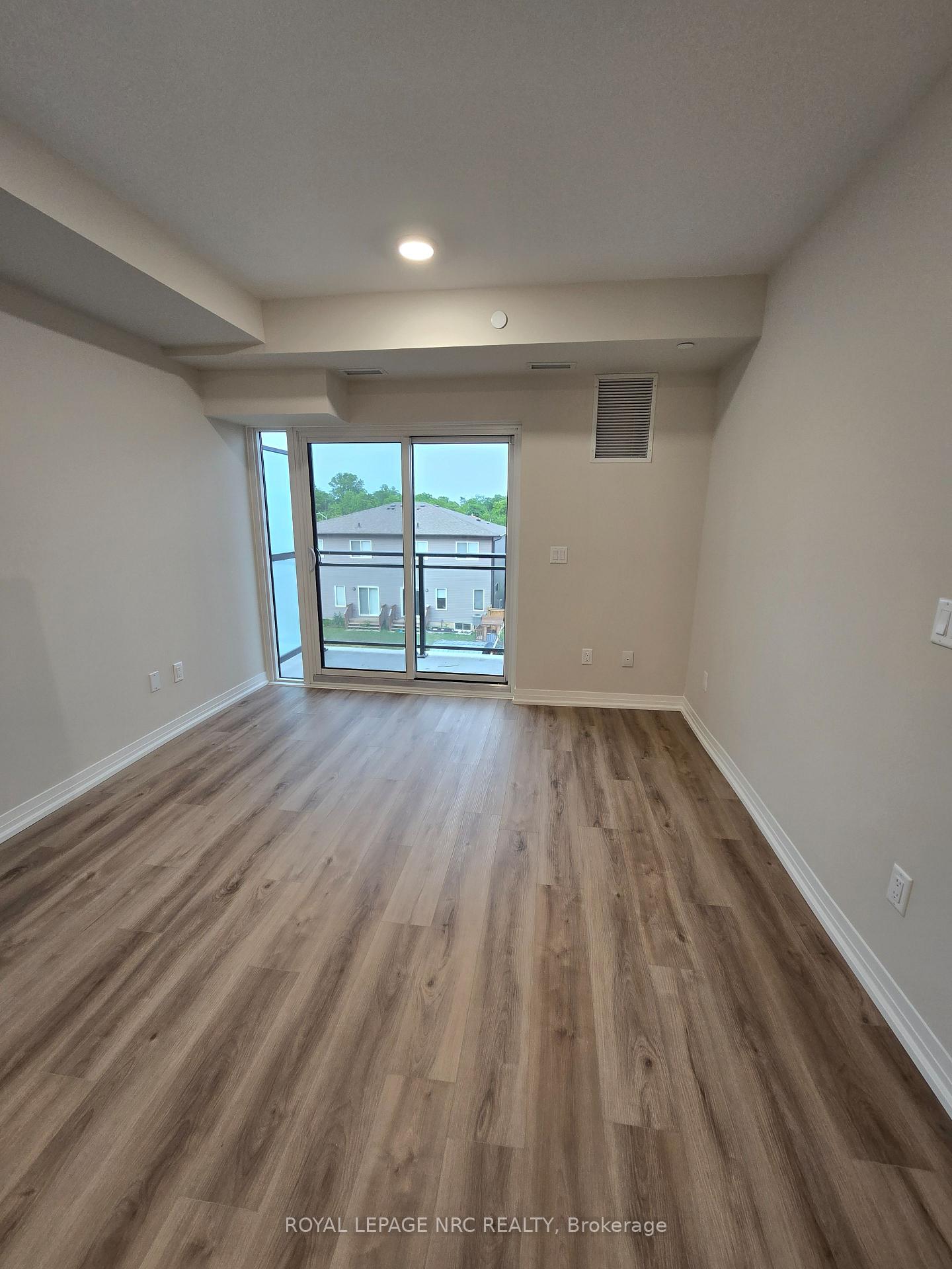 Photo 18 of Unit 319, 50 Herrick Avenue, St. Catharines, Oakdale — HOMEH