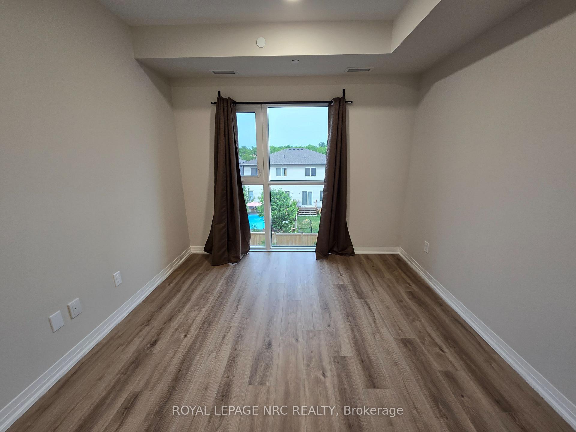 Photo 11 of Unit 319, 50 Herrick Avenue, St. Catharines, Oakdale — HOMEH
