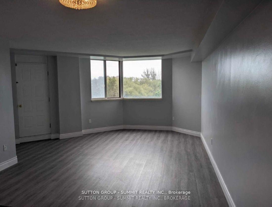 Photo 2 of Unit 410, 238 Albion Road, Etobicoke, Elms-Old Rexdale — HOMEH
