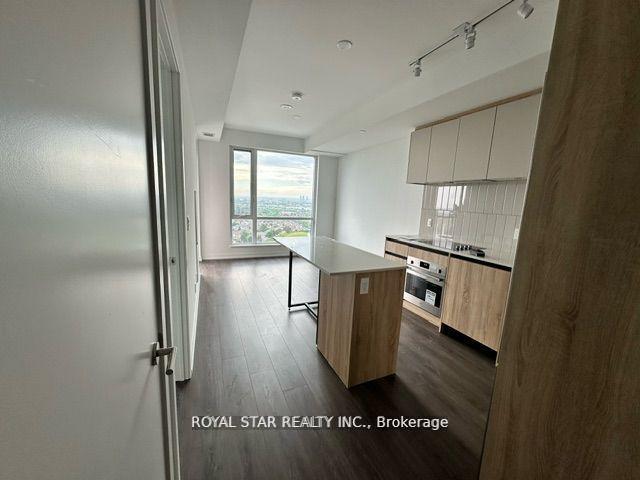 Photo 5 of Unit B-2313, 7950 Bathurst Street, Vaughan, Beverley Glen — HOMEH