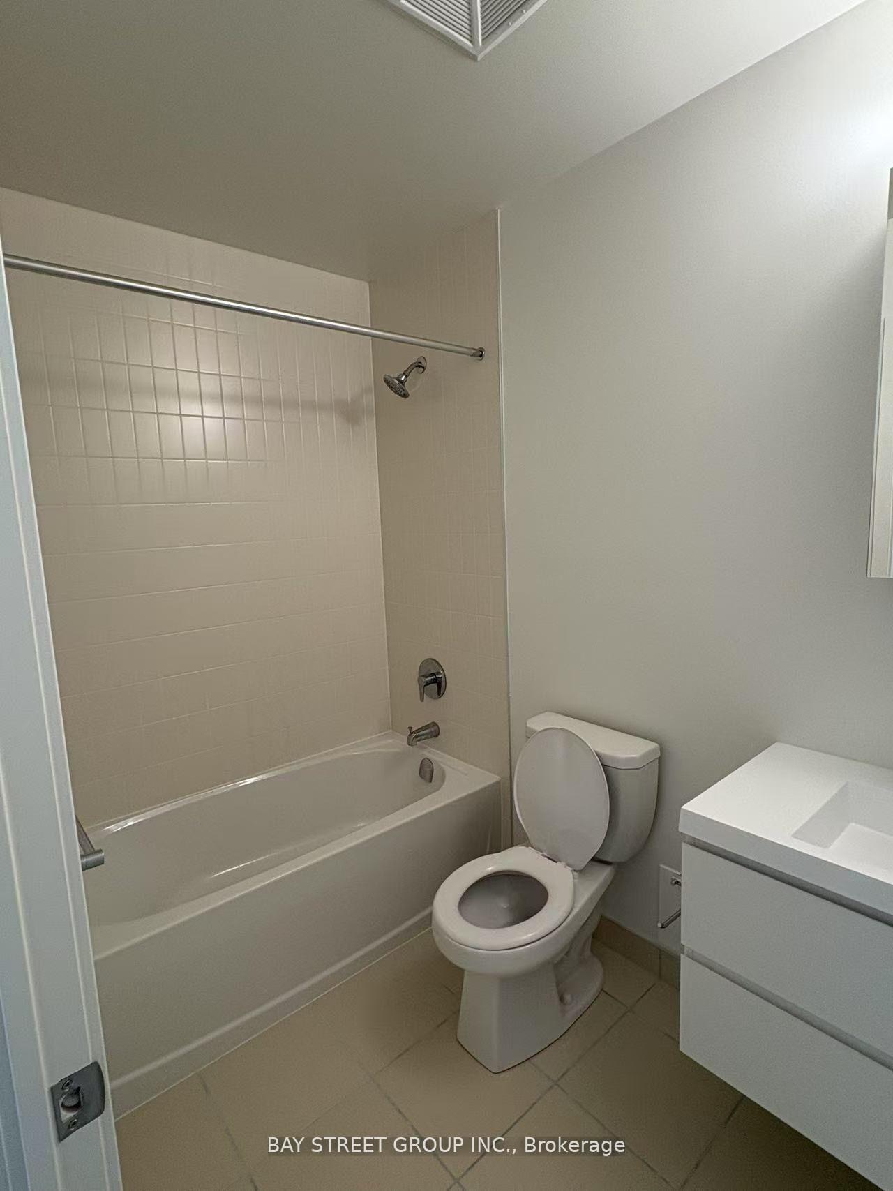 Photo 2 of Unit 1017, 56 Andre De Grasse Street, Markham, Unionville — HOMEH