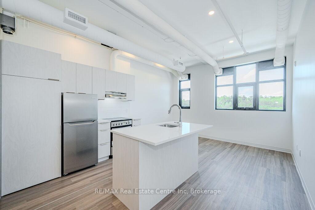Photo 1 of Unit 520, 120 Huron Street, Guelph, St. Patrick's Ward — HOMEH