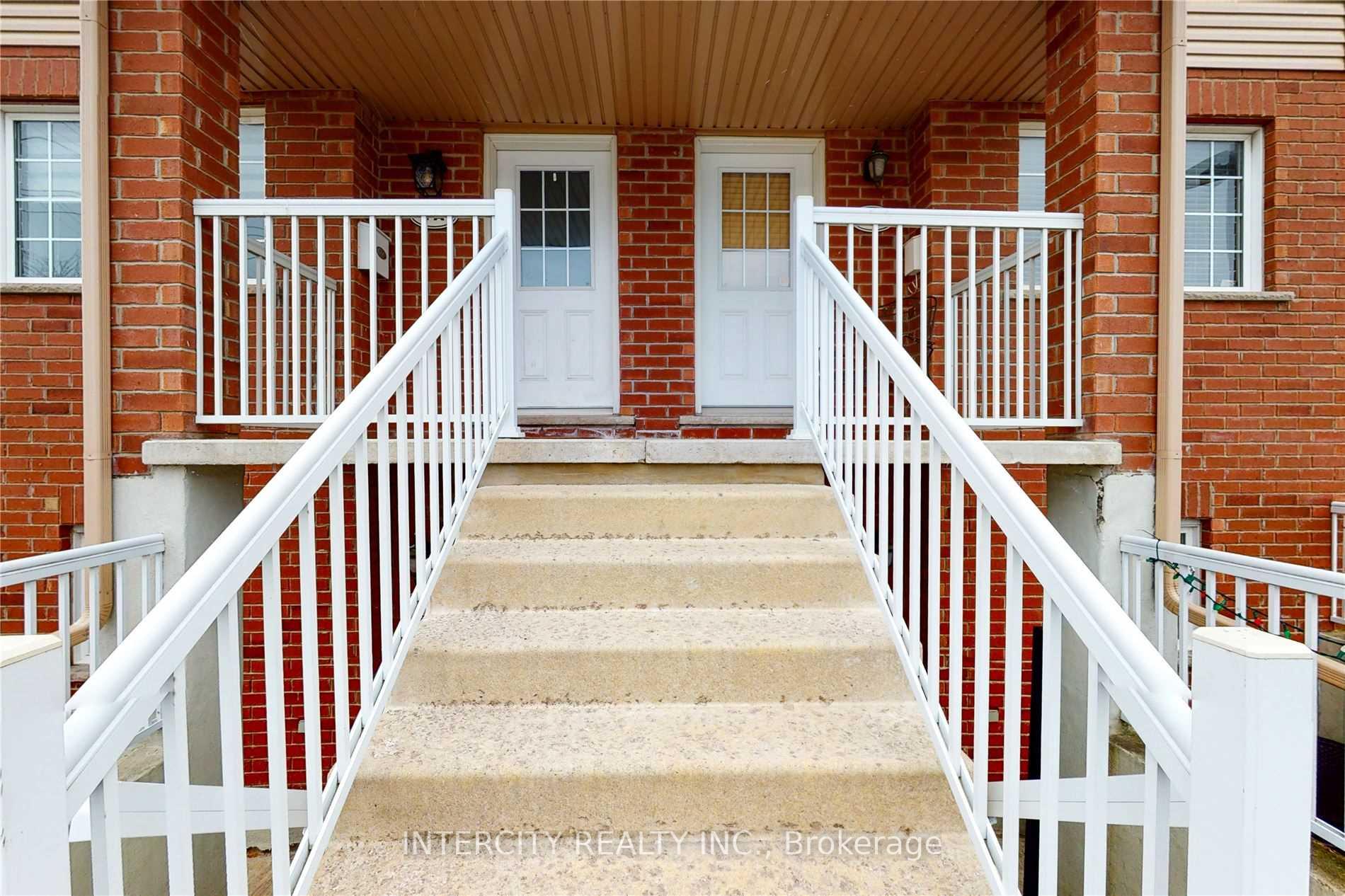 Photo 14 of Unit 1A, 50 Howe Drive, Kitchener, Laurentian Hills — HOMEH