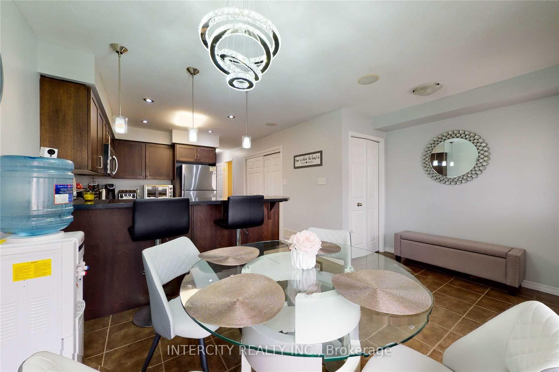Photo 12 of Unit 1A, 50 Howe Drive, Kitchener, Laurentian Hills — HOMEH