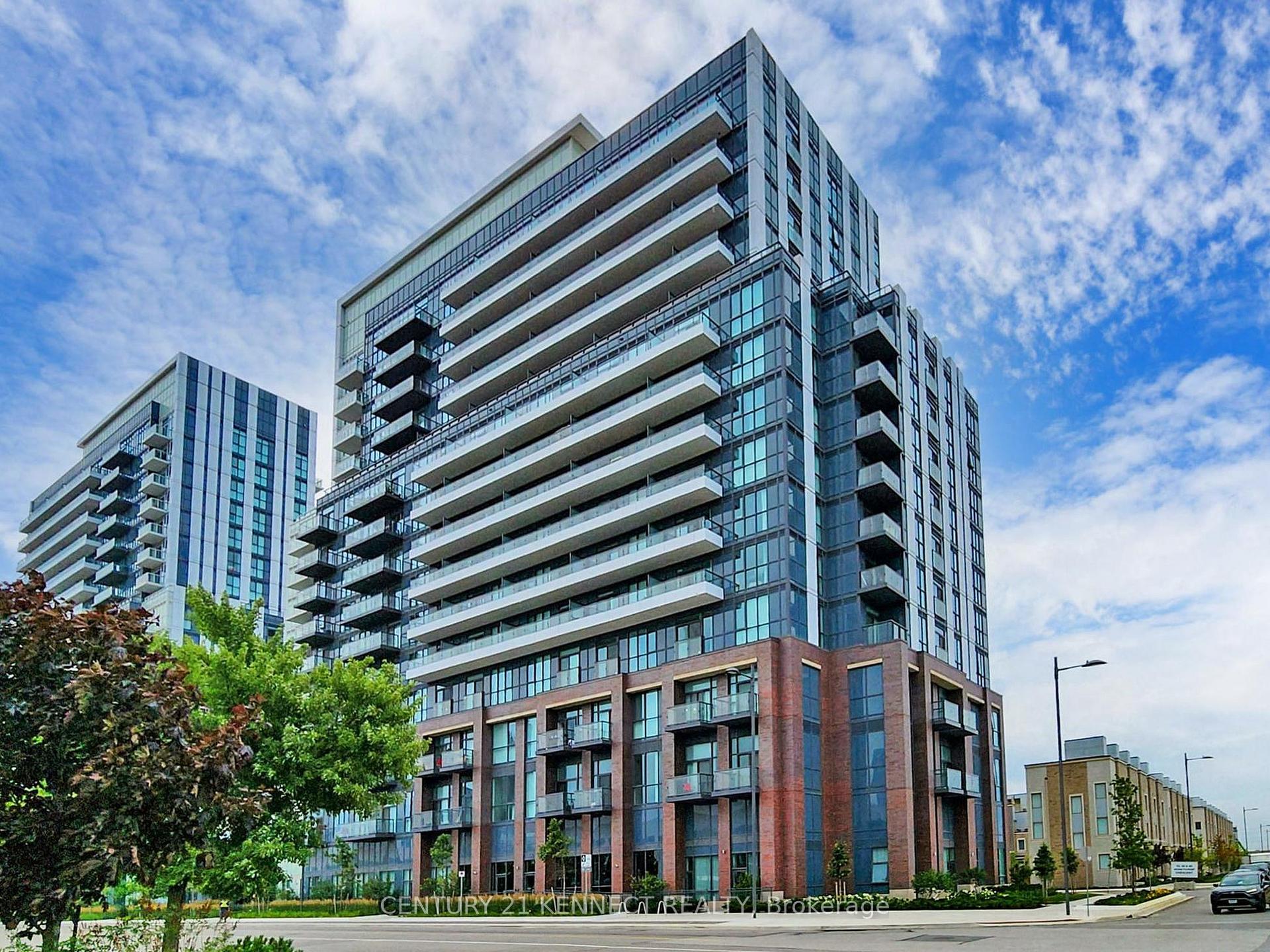 Photo 5 of Unit 215, 10 Honeycrisp Crescent, Vaughan, Vaughan Corporate Centre — HOMEH