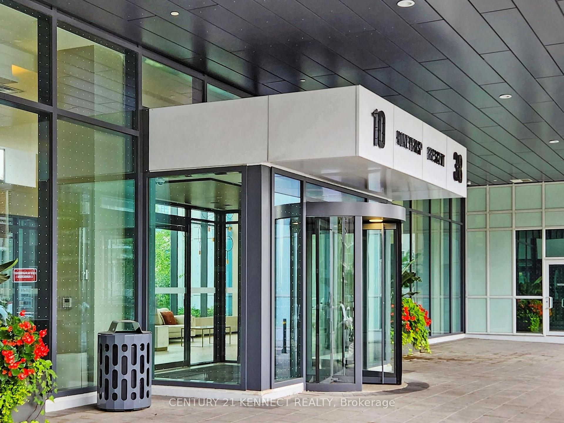 Photo 4 of Unit 215, 10 Honeycrisp Crescent, Vaughan, Vaughan Corporate Centre — HOMEH