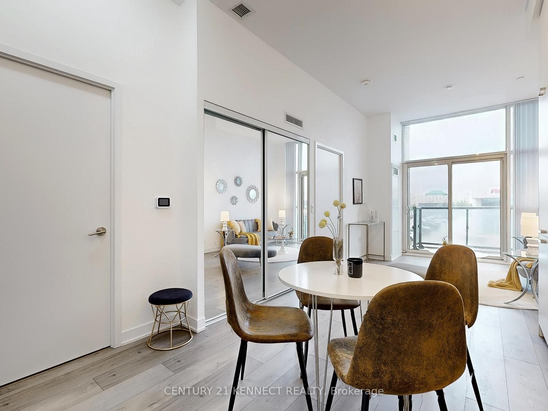 Photo 28 of Unit 215, 10 Honeycrisp Crescent, Vaughan, Vaughan Corporate Centre — HOMEH
