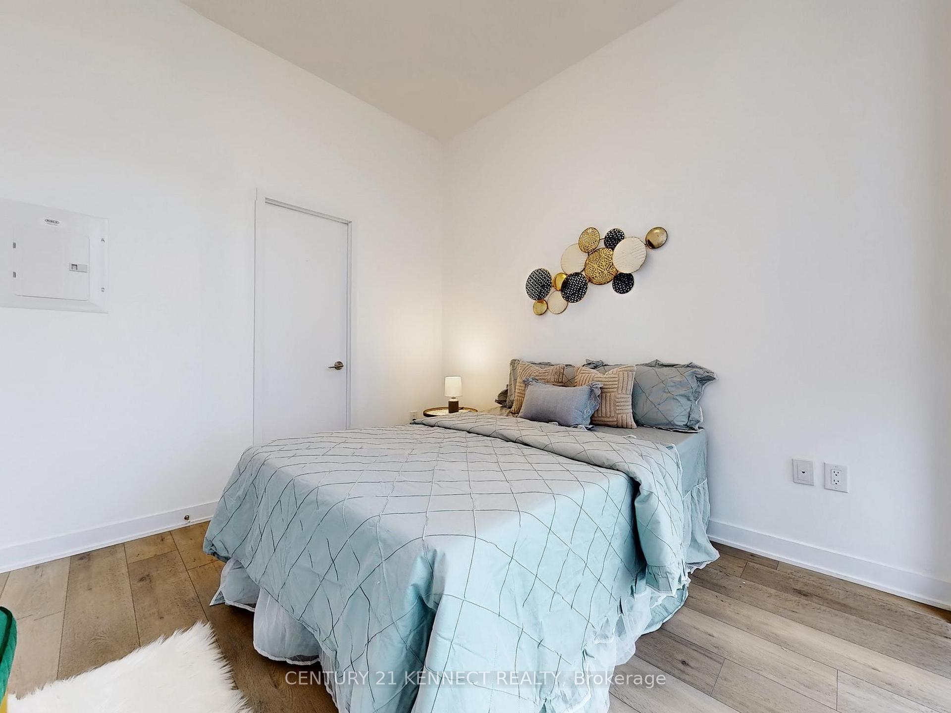 Photo 29 of Unit 215, 10 Honeycrisp Crescent, Vaughan, Vaughan Corporate Centre — HOMEH