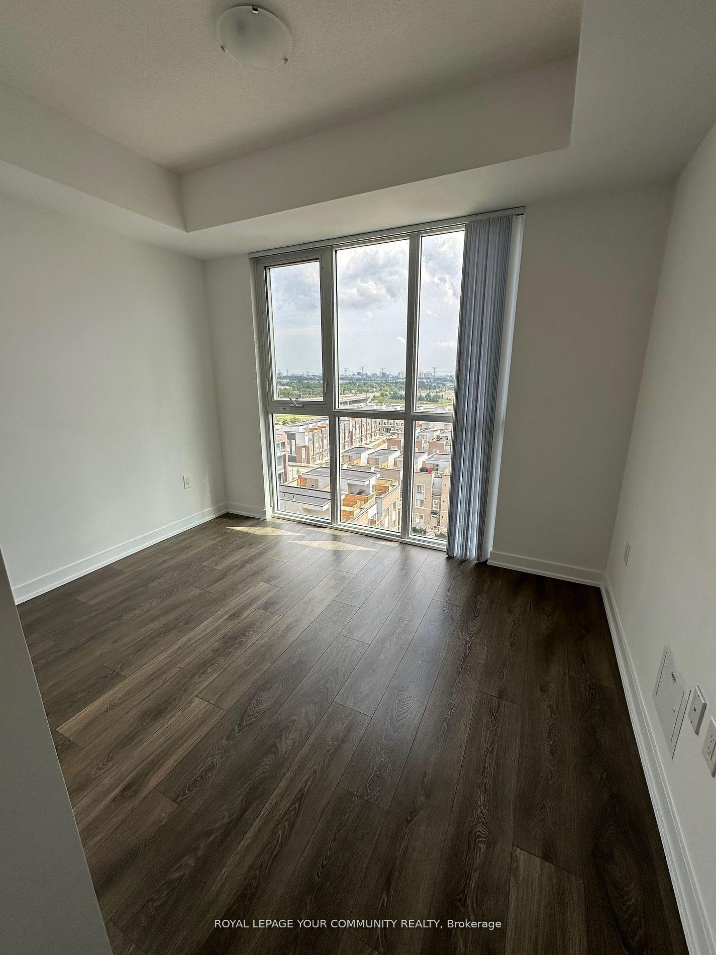 Photo 18 of Unit 1006, 38 Honeycrisp Crescent, Vaughan, Vaughan Corporate Centre — HOMEH