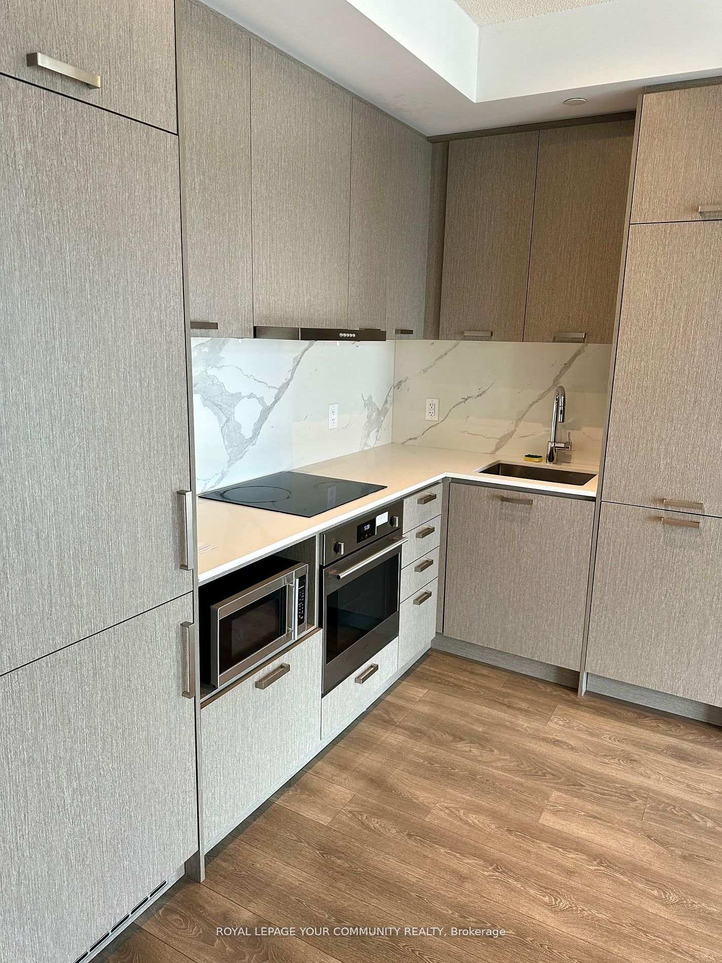 Photo 33 of Unit 1006, 38 Honeycrisp Crescent, Vaughan, Vaughan Corporate Centre — HOMEH