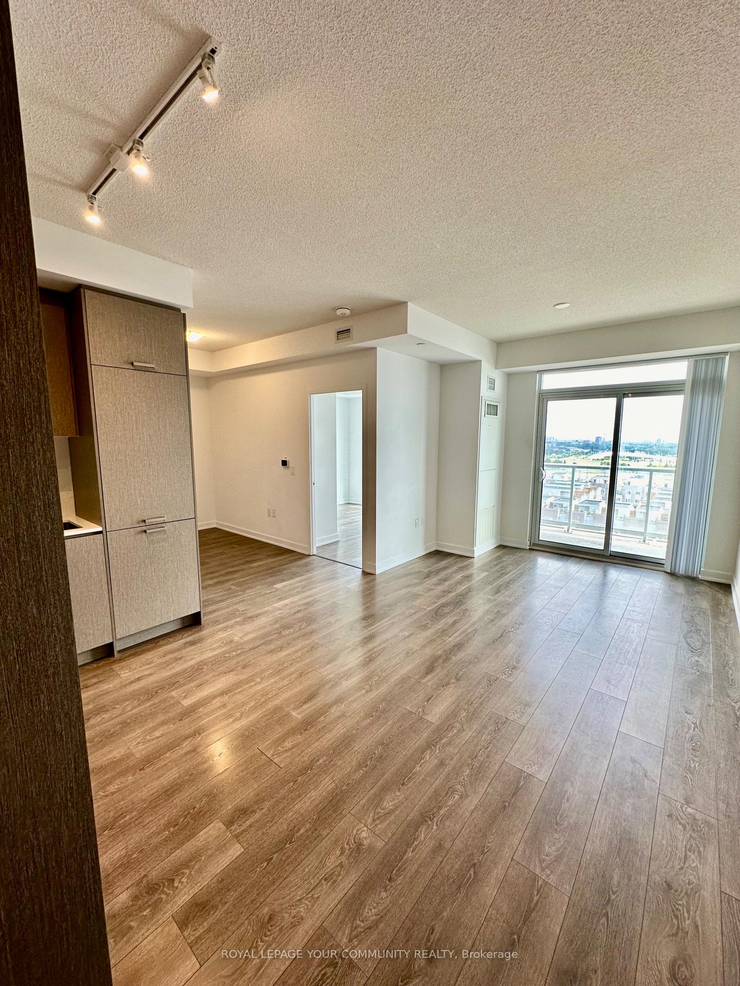 Photo 47 of Unit 1006, 38 Honeycrisp Crescent, Vaughan, Vaughan Corporate Centre — HOMEH