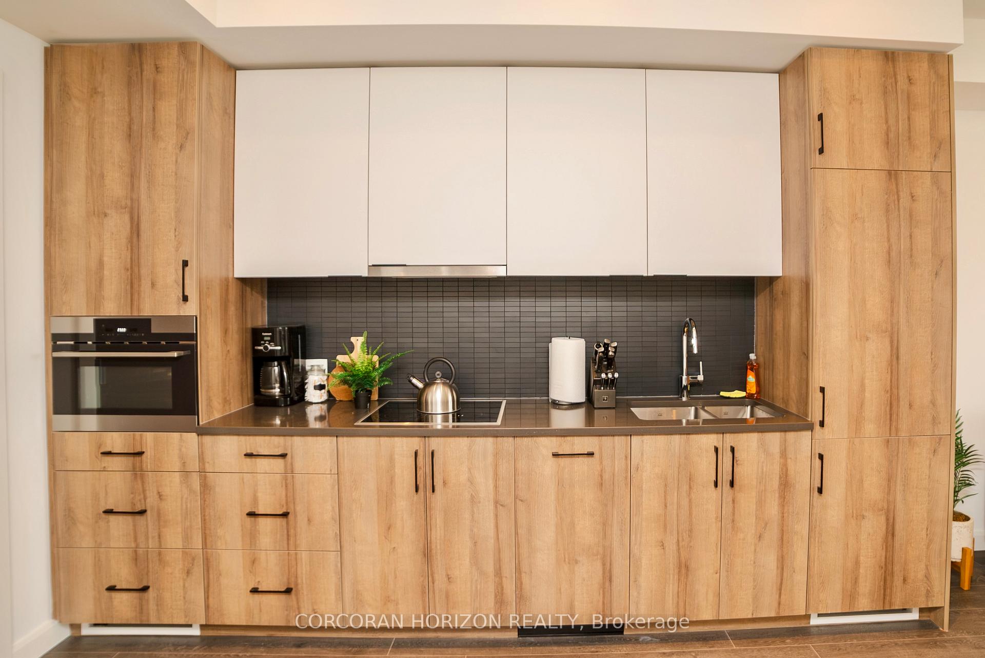 Photo 16 of Unit 1801, 741 King Street W, Kitchener — HOMEH