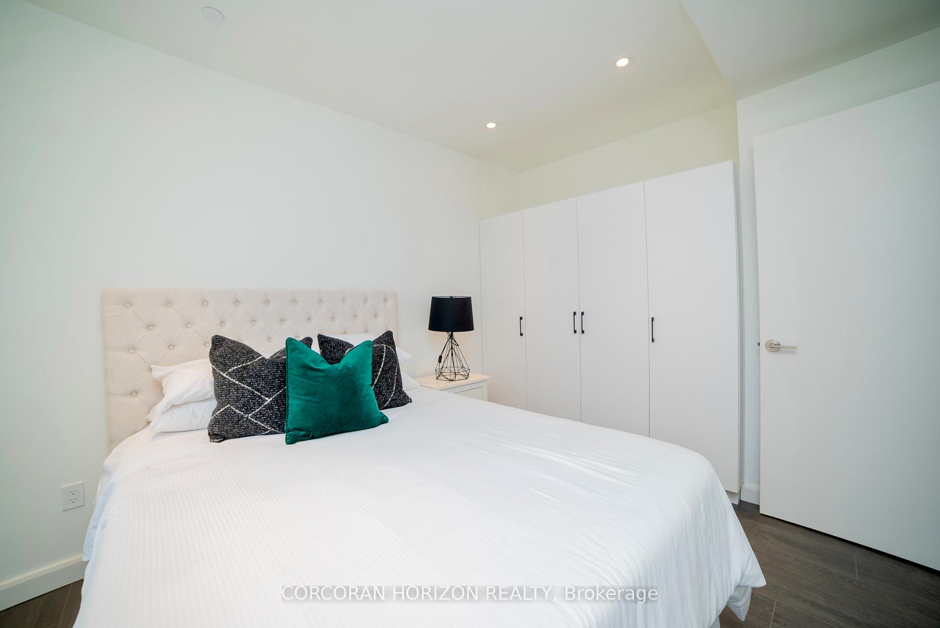 Photo 23 of Unit 1801, 741 King Street W, Kitchener — HOMEH