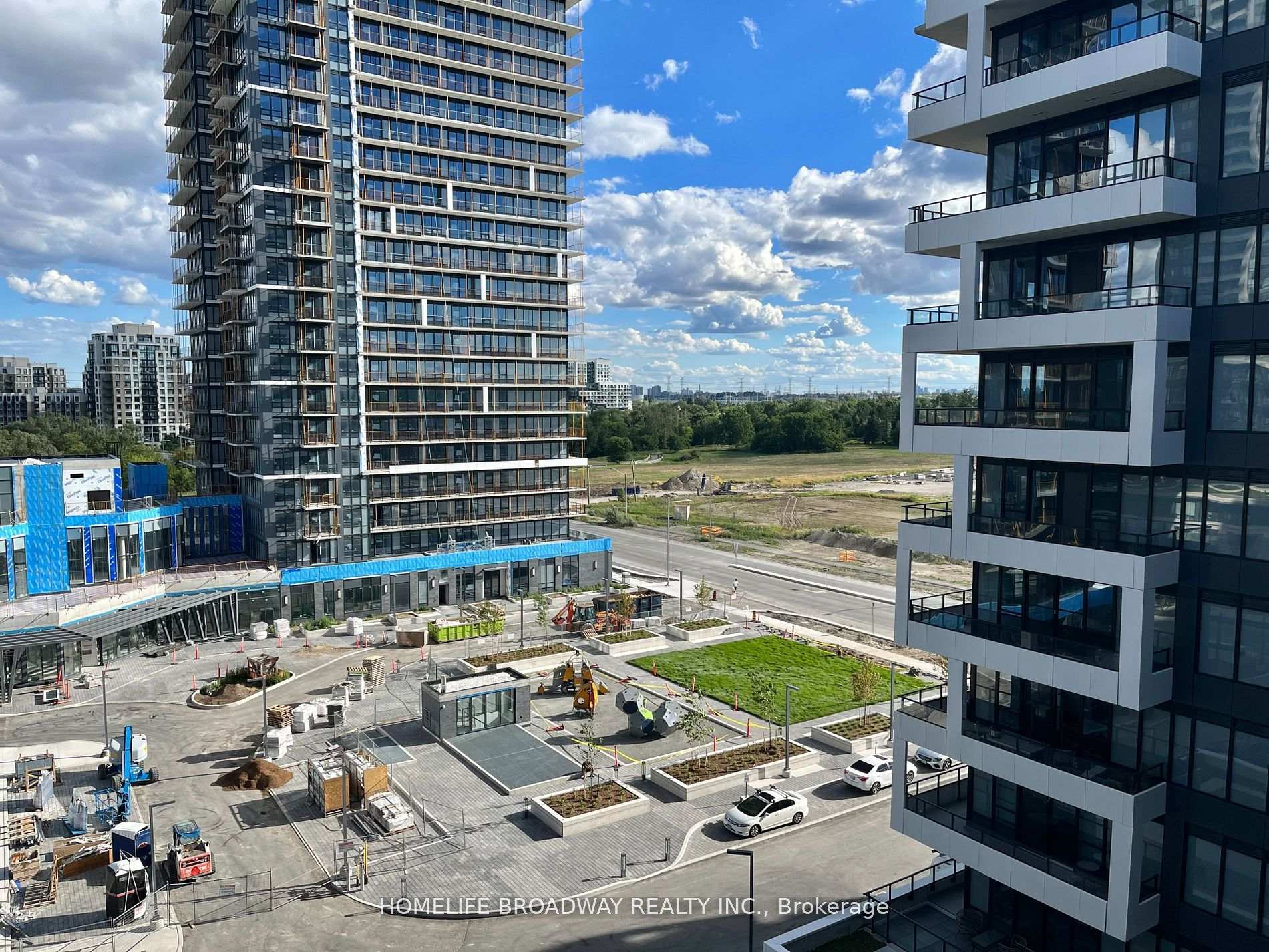 Photo 1 of Unit 826, 38 Water Walk Drive, Markham, Unionville — HOMEH