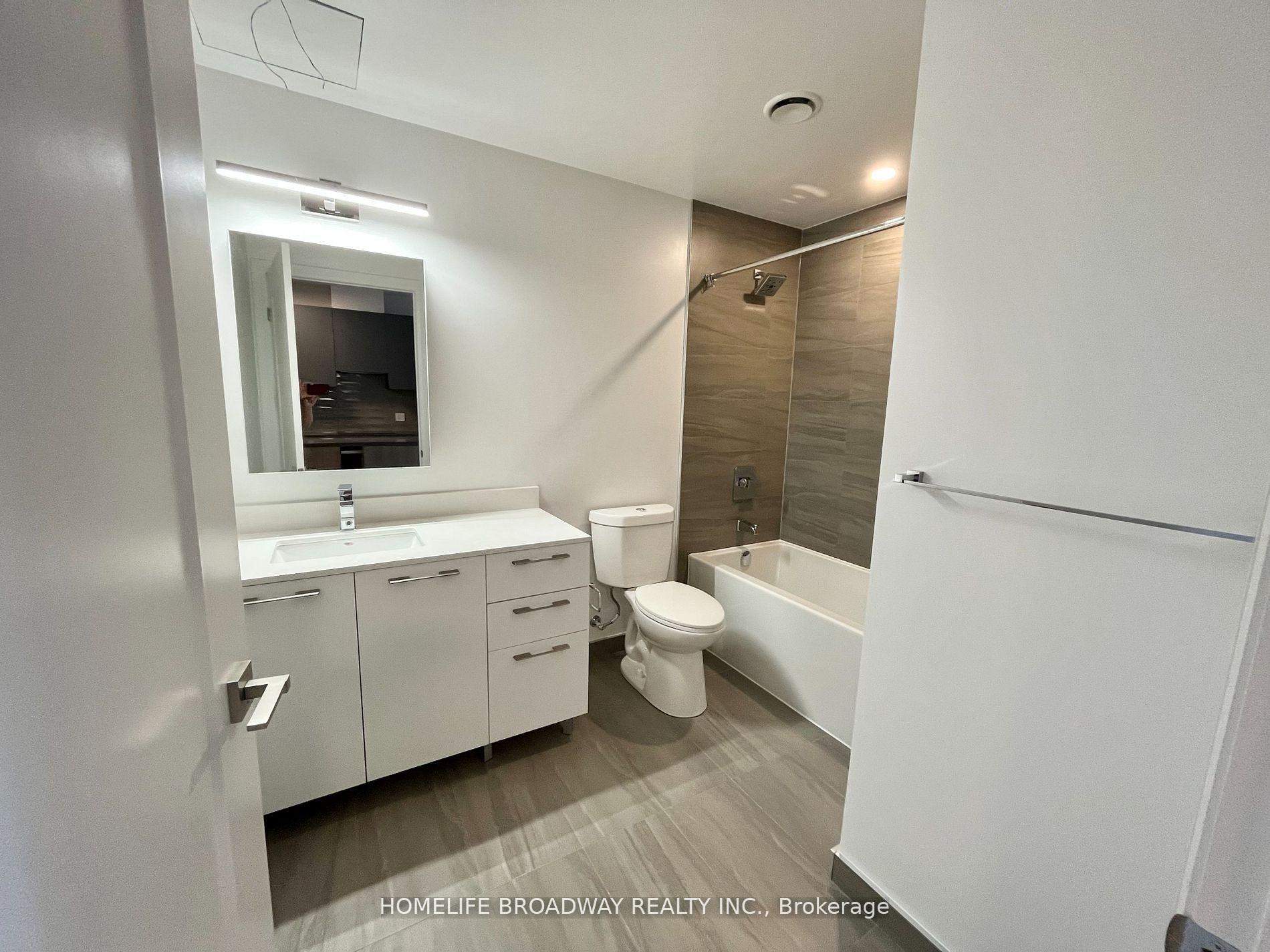 Photo 14 of Unit 826, 38 Water Walk Drive, Markham, Unionville — HOMEH