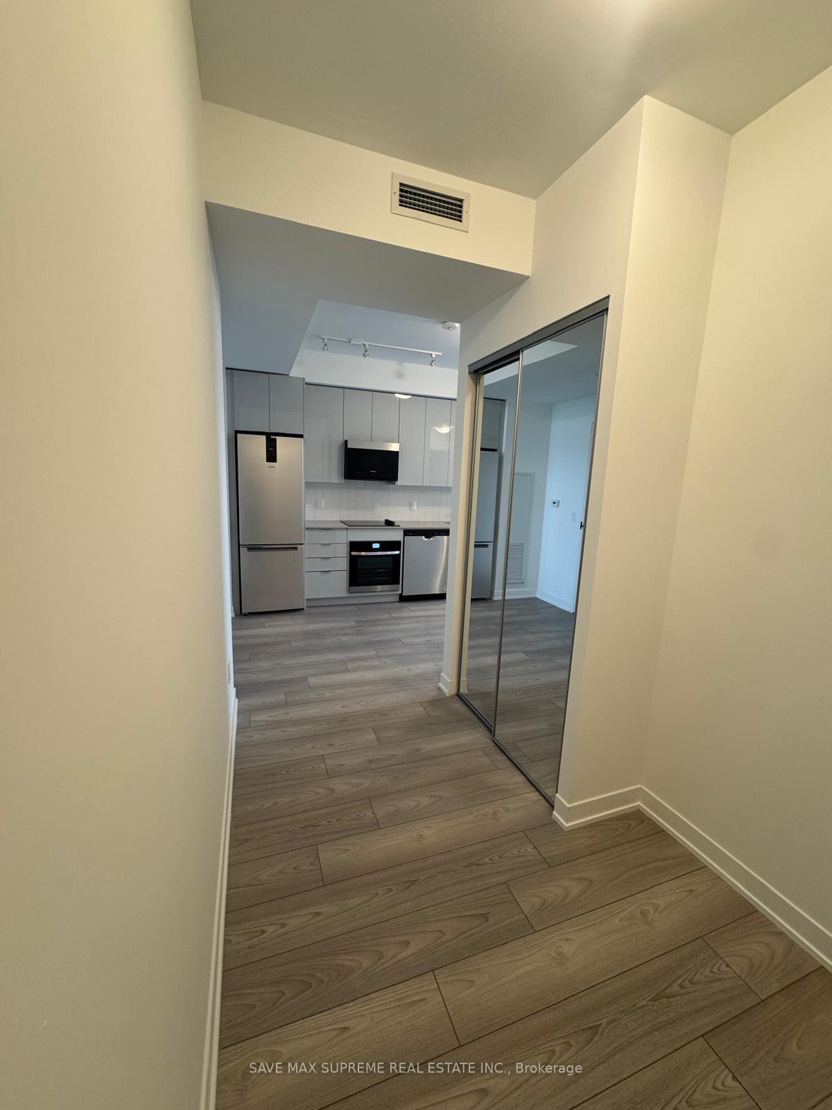 Photo 14 of Unit 1407, 474 Caldari Road E, Vaughan, Concord — HOMEH